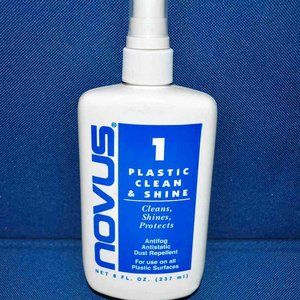 NOVUS #1 PLASTIC POLISH, CLEANER AND SCRATCH REMOVER 8OZ SPRAY BOTTLE